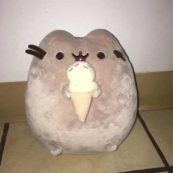 Pusheen Eating Ice Cream Plush - Picture 1 of 3